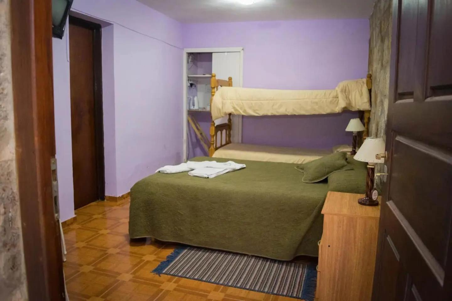 Hostal "El Tomolasta" La Carolina Exterior foto